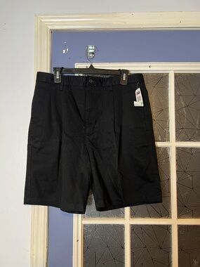Chaps Black Flat-Front Men's Shorts